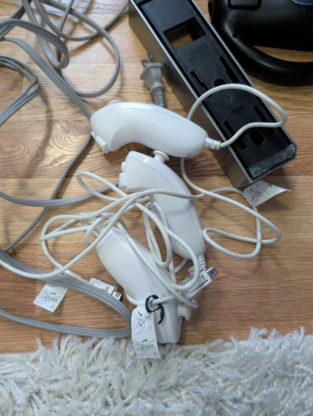 Nintendo Wii Console Bundle Nunchuks Controllers TESTED